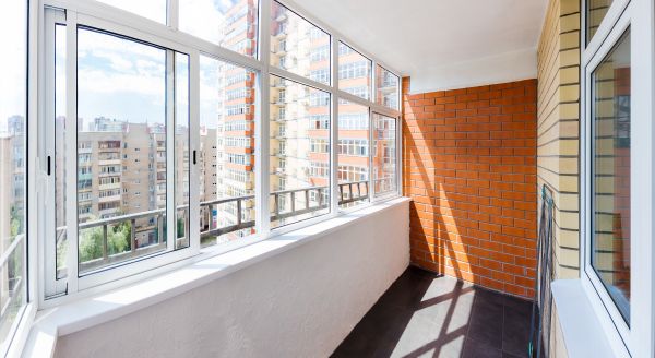 Glass Pane Repair in Green Valley