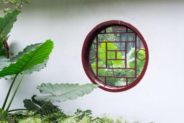 Circular Window Repair in Green Valley